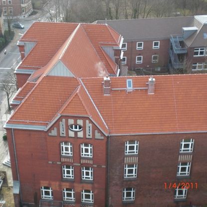 Dachsanierung in Itzehoe Dachneueindeckung in Schenefeld von Nissen & Christiansen aus Silberstedt