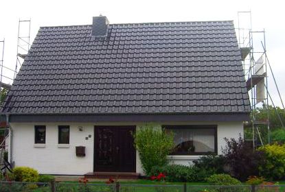 Dachsanierung in Itzehoe Dachneueindeckung in Schleswig von Nissen & Christiansen aus Silberstedt