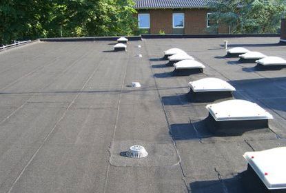Dachsanierung in Itzehoe Dachneueindeckung in Süderbrarupvon Nissen & Christiansen aus Silberstedt